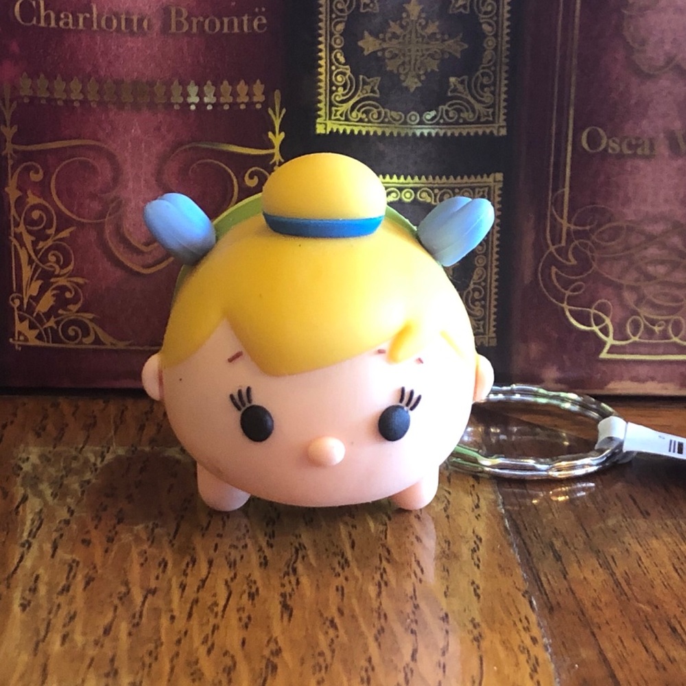 B2G1. NWT DISNEY TINKERBELL TSUM TSUM KEYCHAIN!